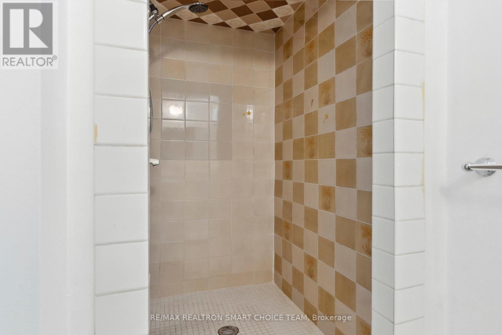 106 Steeles Avenue E, Markham (Grandview), Ontario  L3T 1A4 - Photo 37 - N12212399