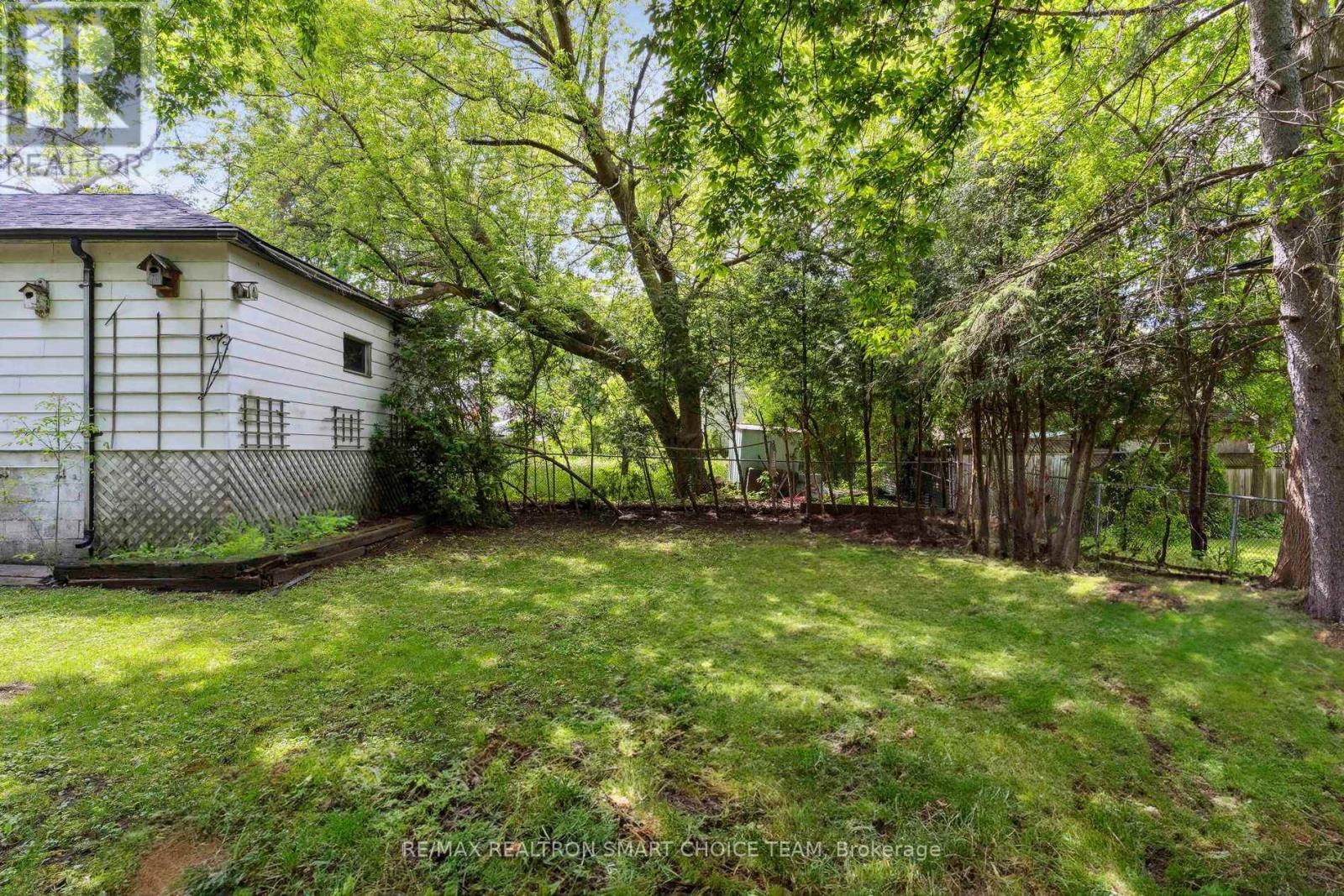 106 Steeles Avenue E, Markham (Grandview), Ontario  L3T 1A4 - Photo 43 - N12212399