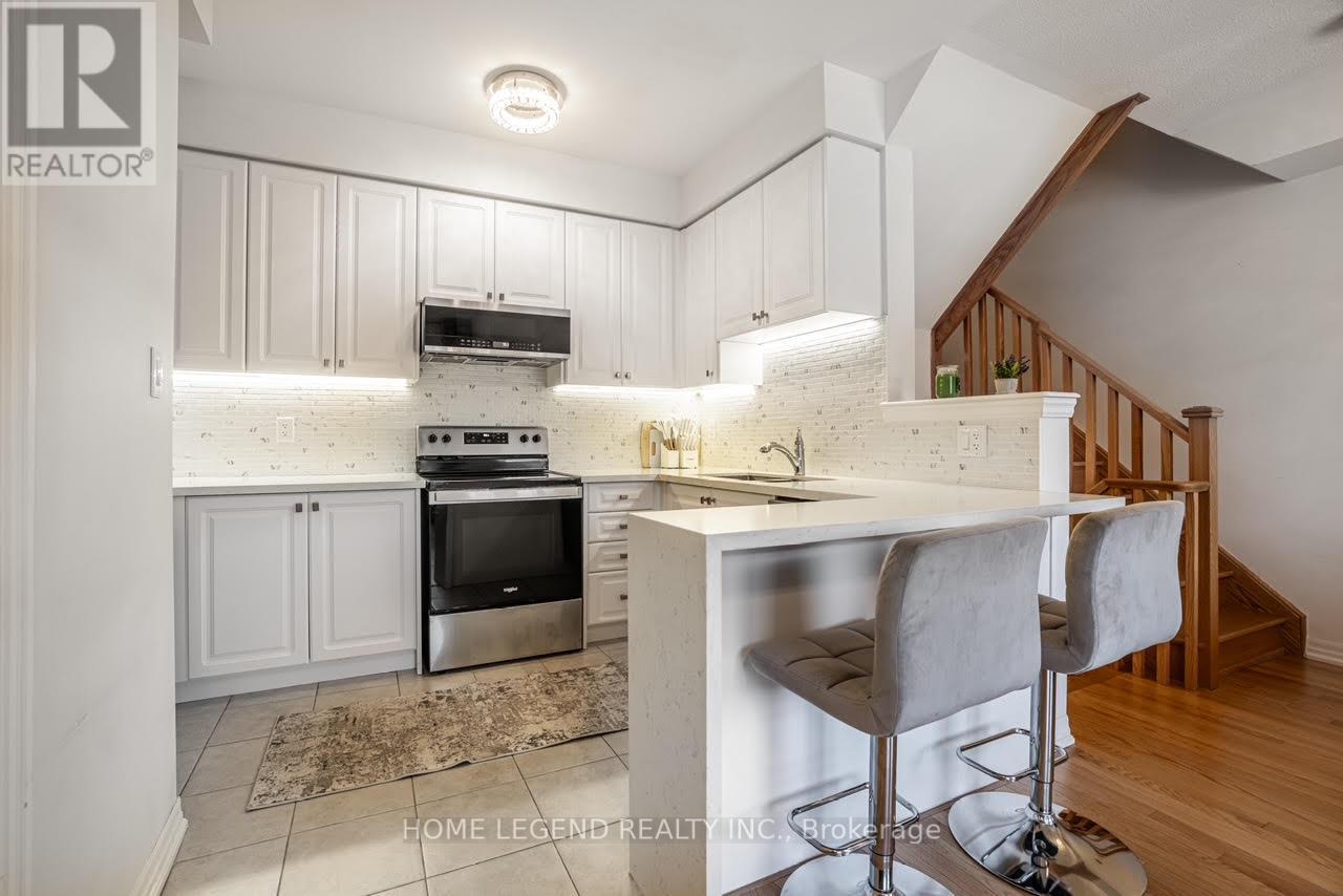 123 Bravo Lane, Newmarket (Woodland Hill), Ontario  L3X 0L2 - Photo 15 - N12212400