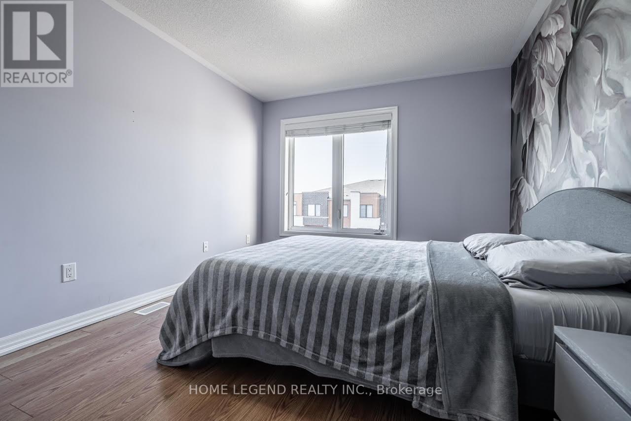 123 Bravo Lane, Newmarket (Woodland Hill), Ontario  L3X 0L2 - Photo 27 - N12212400
