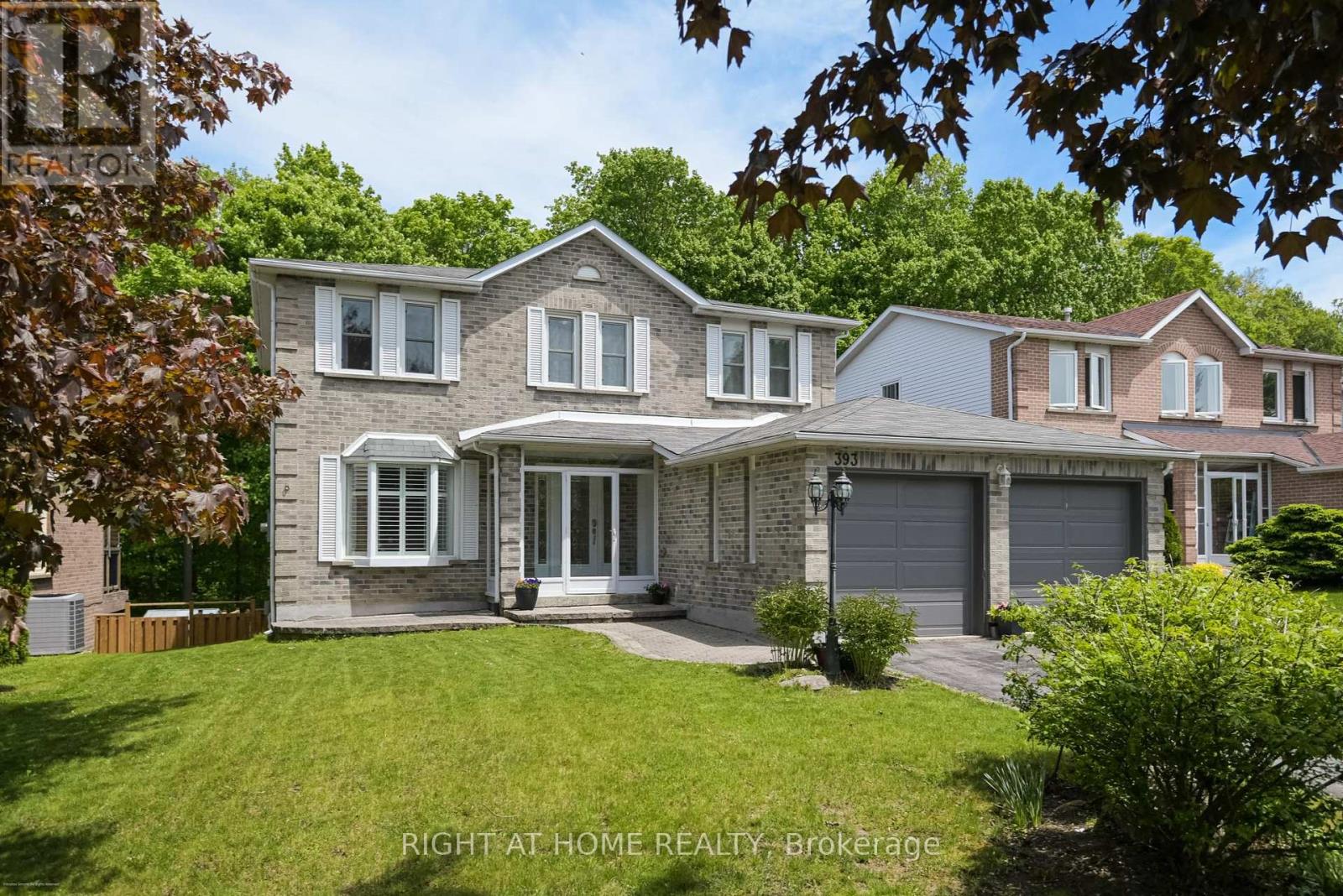 393 Vanden Bergh Boulevard, Newmarket (Bristol-London), Ontario  L3Y 7Z8 - Photo 1 - N12212460