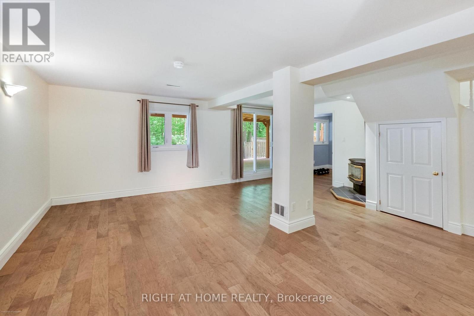 393 Vanden Bergh Boulevard, Newmarket (Bristol-London), Ontario  L3Y 7Z8 - Photo 27 - N12212460