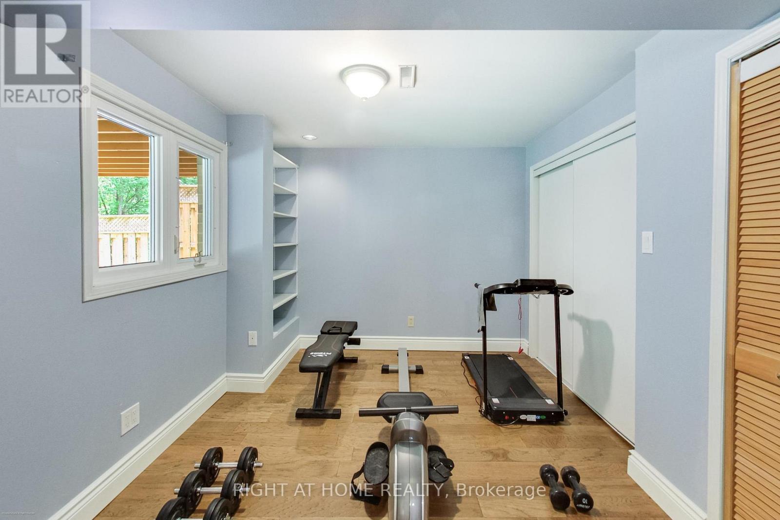 393 Vanden Bergh Boulevard, Newmarket (Bristol-London), Ontario  L3Y 7Z8 - Photo 29 - N12212460