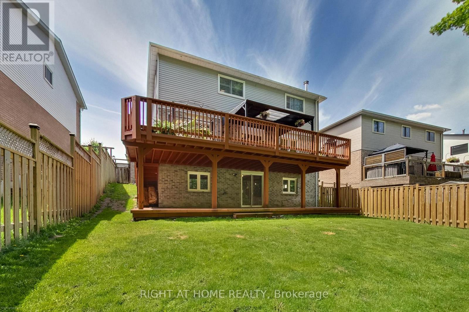 393 Vanden Bergh Boulevard, Newmarket (Bristol-London), Ontario  L3Y 7Z8 - Photo 34 - N12212460
