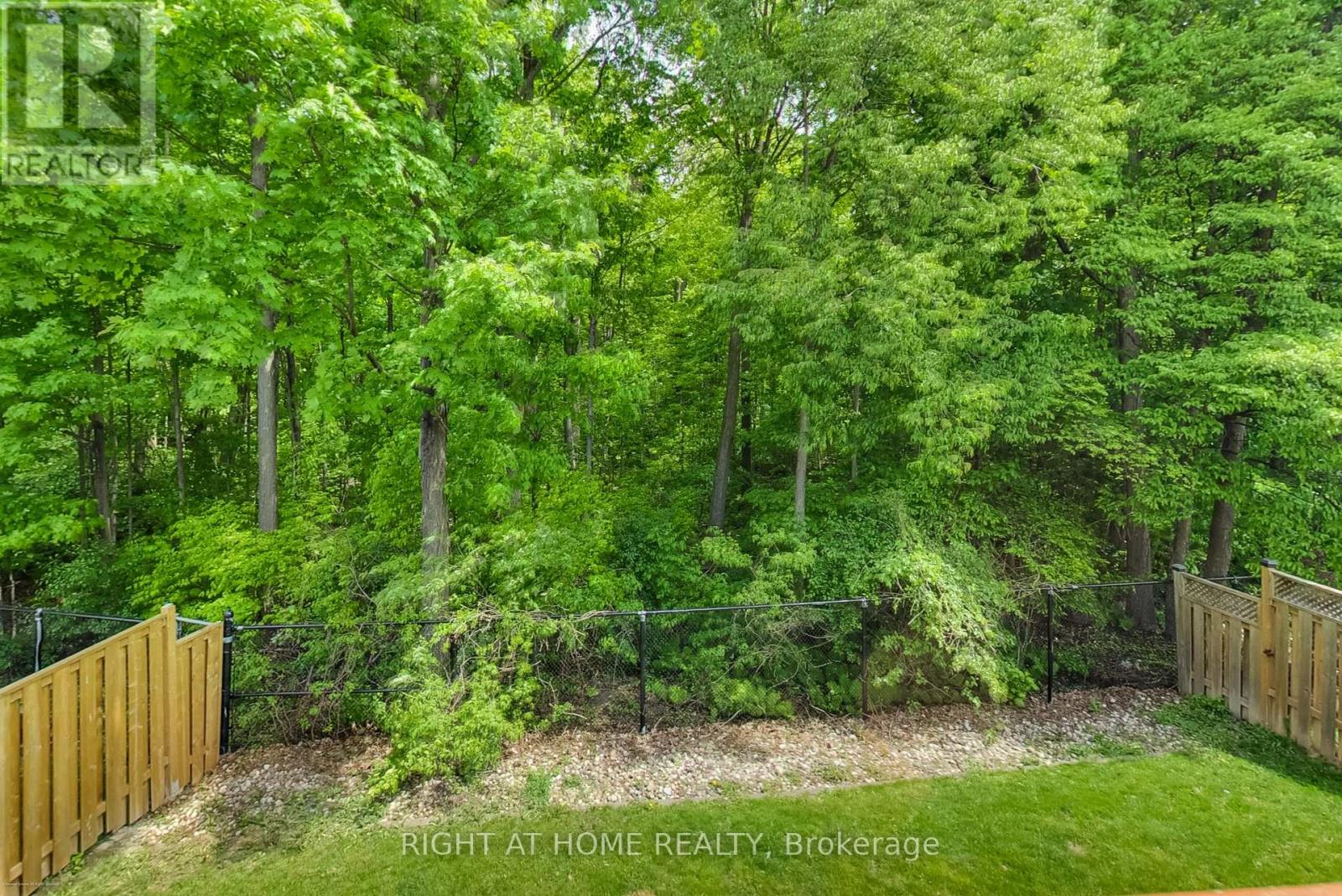 393 Vanden Bergh Boulevard, Newmarket (Bristol-London), Ontario  L3Y 7Z8 - Photo 36 - N12212460