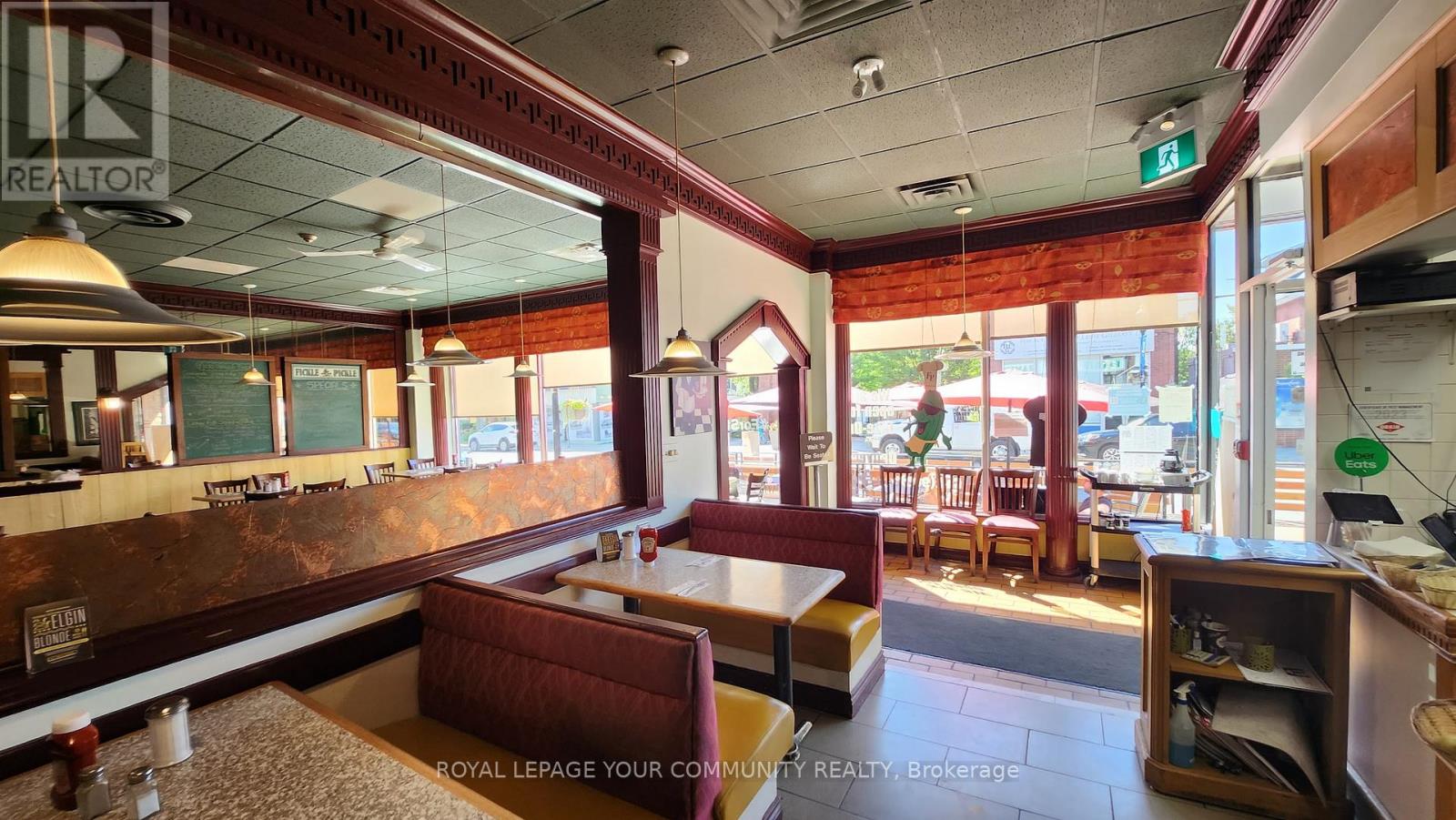 6302-04 Main Street, Whitchurch-Stouffville (Stouffville), Ontario  L4A 1G8 - Photo 6 - N12212486