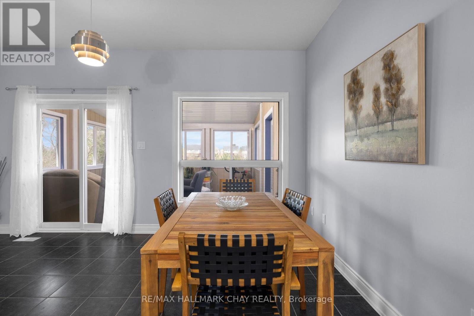 60 Brownley Lane, Essa (Angus), Ontario  L3W 0P9 - Photo 13 - N12212553