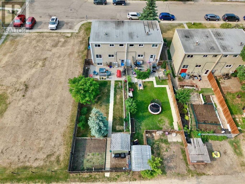 Property at 9519 89 Avenue image 3