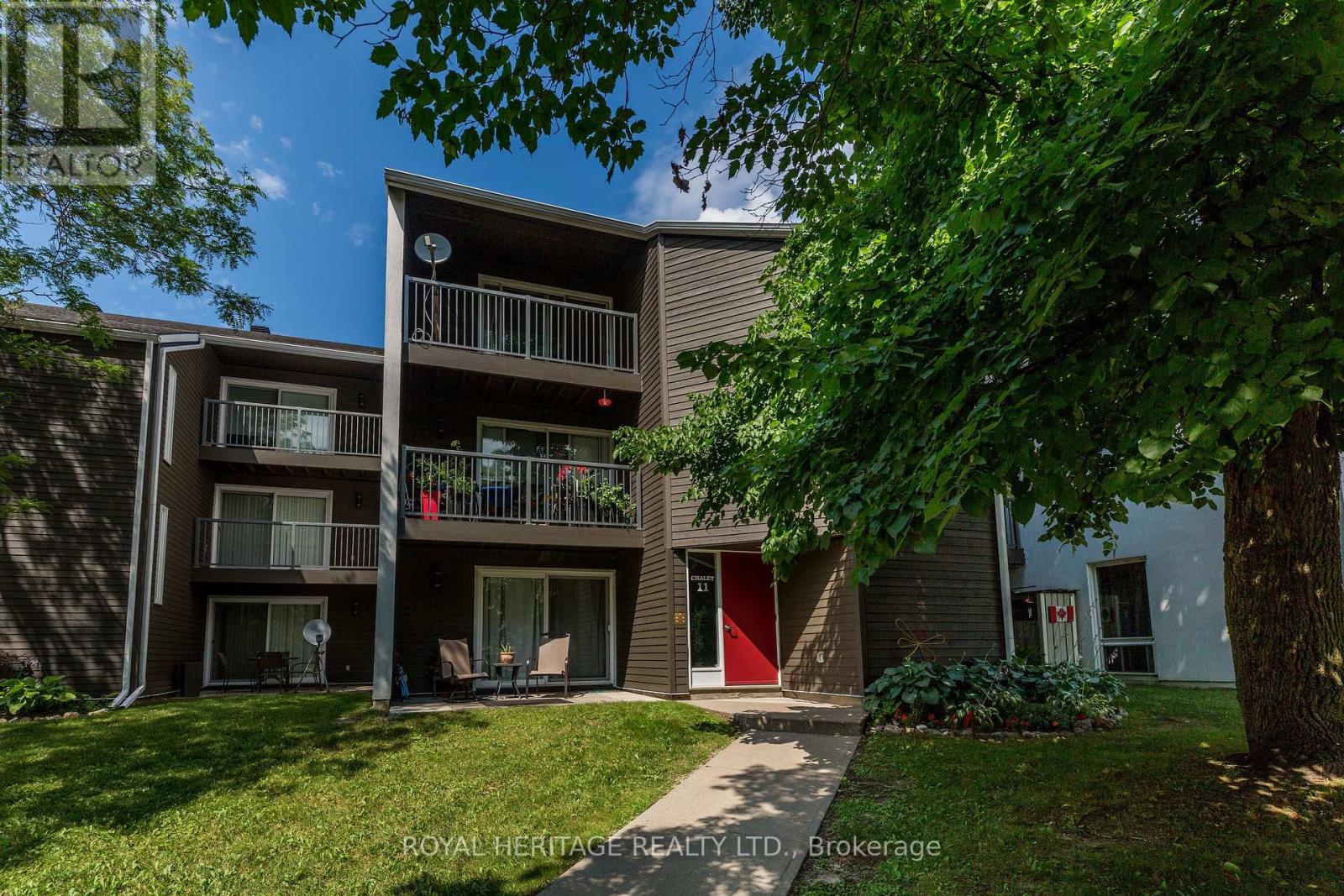 311 - 1102 Horseshoe Valley Road W, Oro-Medonte (Horseshoe Valley), Ontario  L4M 4Y8 - Photo 1 - S12212383