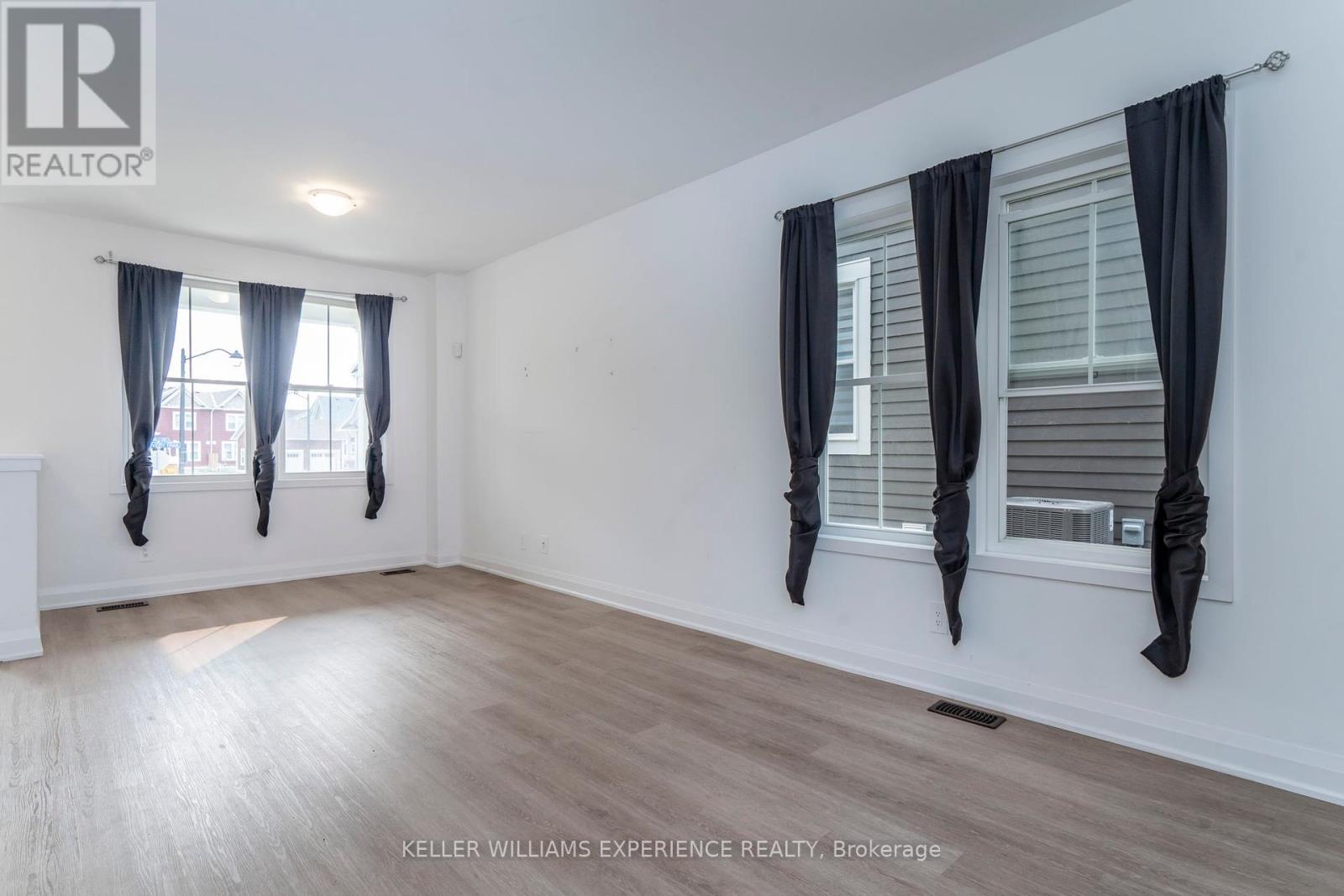 32 Allison Lane, Midland, Ontario  L4R 0H2 - Photo 6 - S12212391