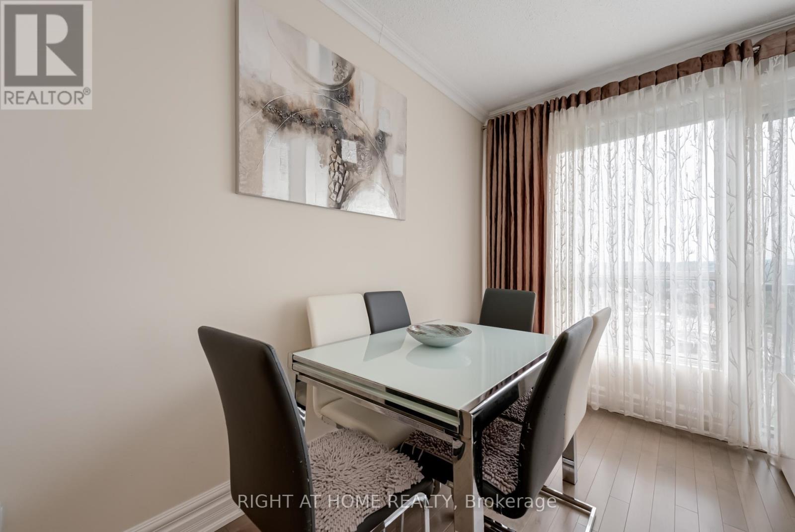 1701 - 75 Ellen Street, Barrie (Lakeshore), Ontario  L4N 7R6 - Photo 11 - S12212539
