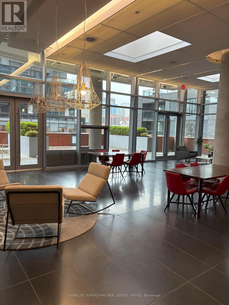 1103 - 21 Widmer Street, Toronto (Waterfront Communities), Ontario  M5V 0B8 - Photo 13 - C12212528