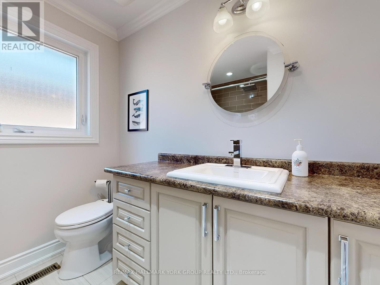 94 Mcgee Crescent, Aurora, Ontario  L4G 6L8 - Photo 34 - N12206042