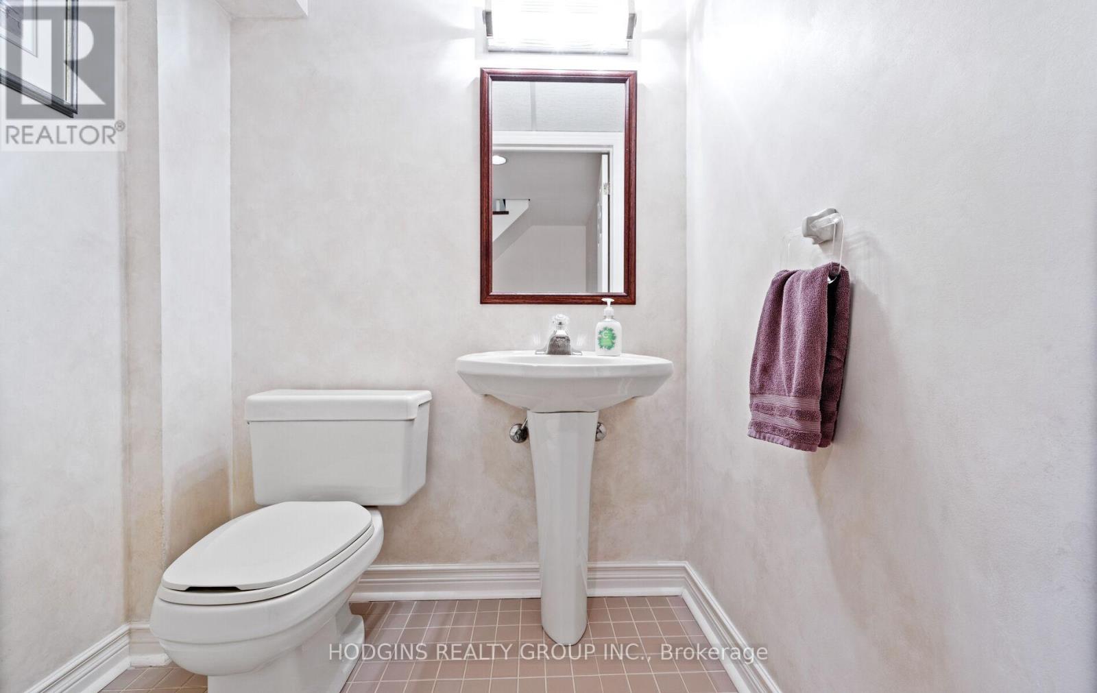 2547 King Richard's Place, Mississauga, Ontario  L5K 2H5 - Photo 30 - W12209785