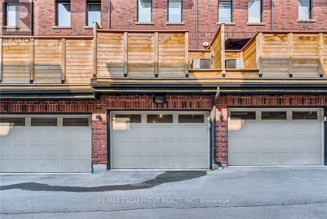 41 Twenty Ninth Street, Toronto, Ontario  M8V 3E2 - Photo 30 - W12210996