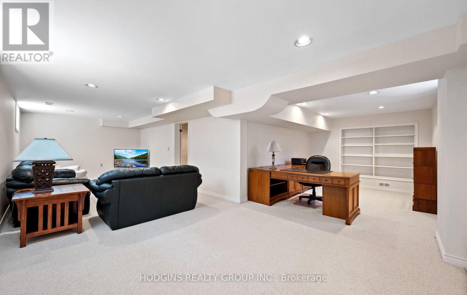 2547 King Richard's Place, Mississauga, Ontario  L5K 2H5 - Photo 27 - W12209785