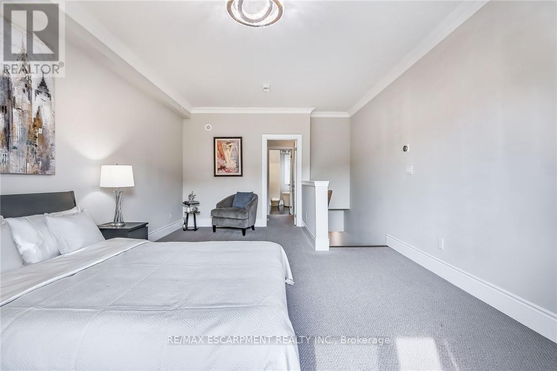 41 Twenty Ninth Street, Toronto, Ontario  M8V 3E2 - Photo 20 - W12210996