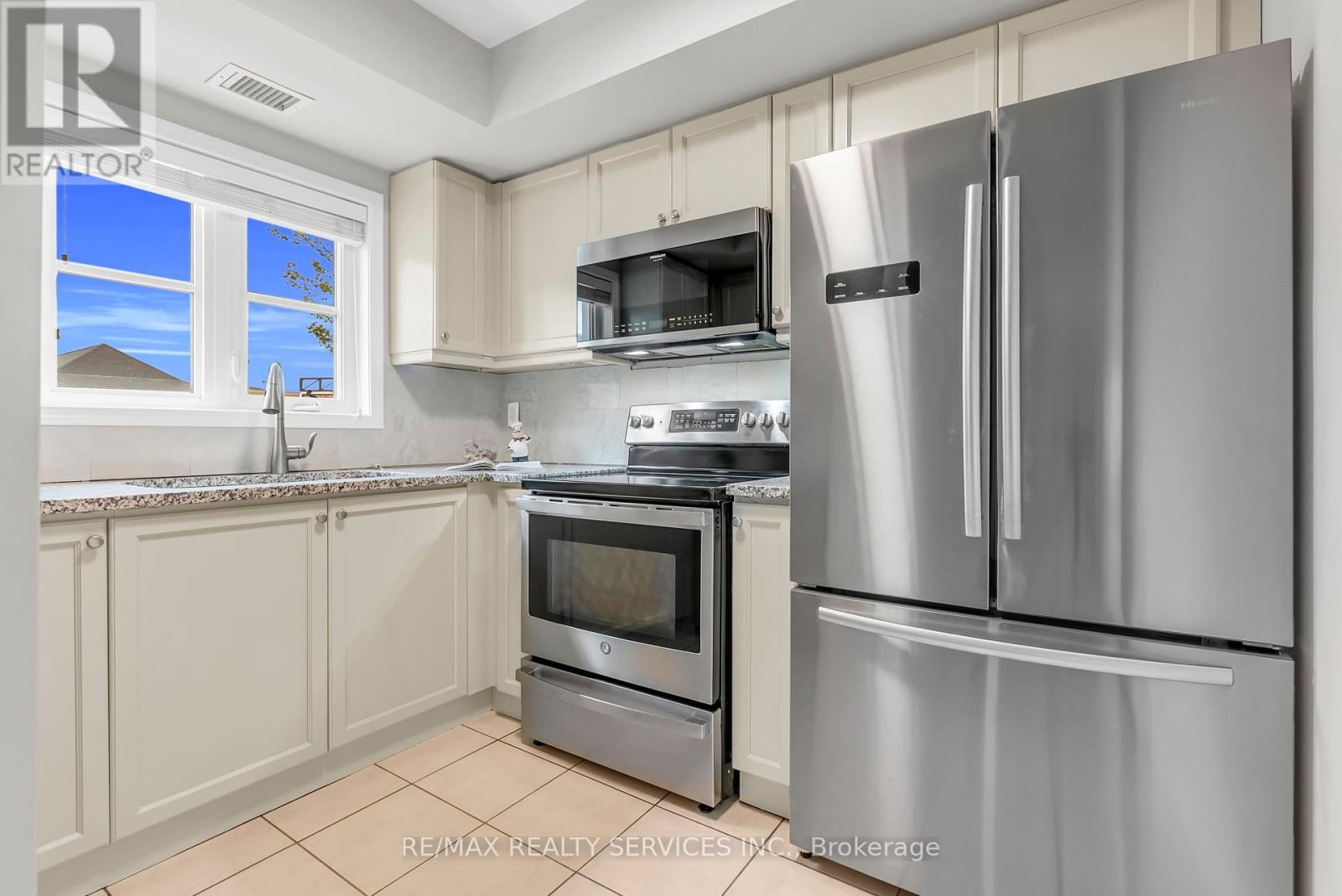 104 - 60 Baycliffe Crescent, Brampton, Ontario  L7A 0Z4 - Photo 14 - W12212013