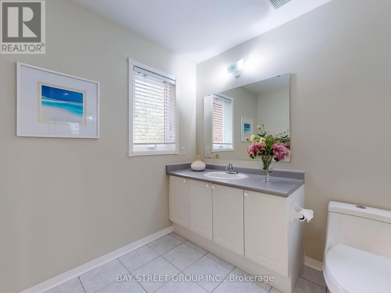 5796 Sidmouth Street, Mississauga (East Credit), Ontario  L5V 2K3 - Photo 20 - W12212360