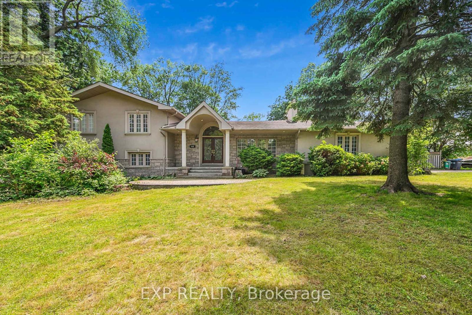 1572 KNARESWOOD DRIVE, Mississauga, Ontario