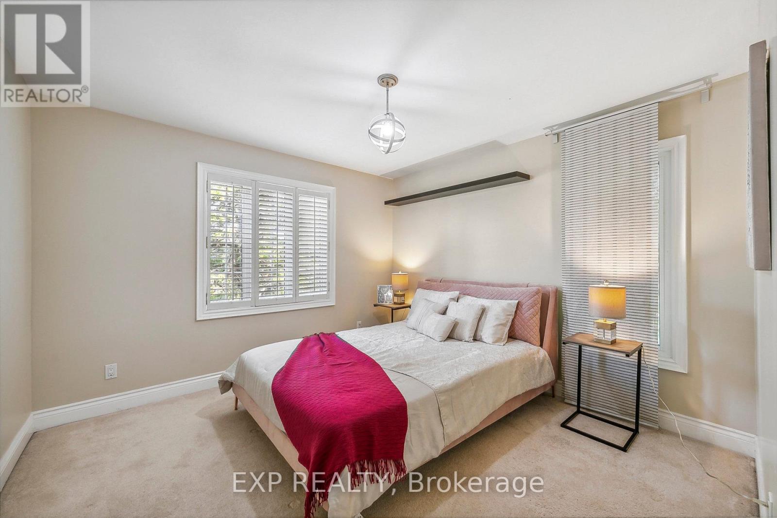 1572 Knareswood Drive, Mississauga, Ontario  L5H 2M1 - Photo 25 - W12212362