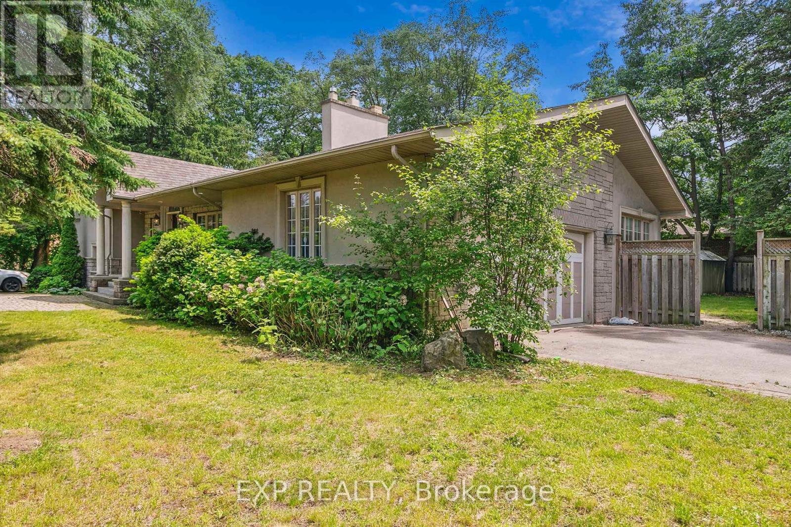1572 Knareswood Drive, Mississauga, Ontario  L5H 2M1 - Photo 46 - W12212362