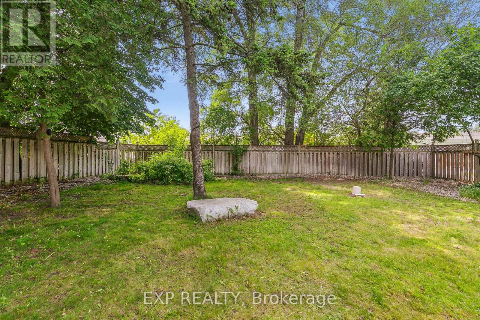 1572 Knareswood Drive, Mississauga, Ontario  L5H 2M1 - Photo 47 - W12212362