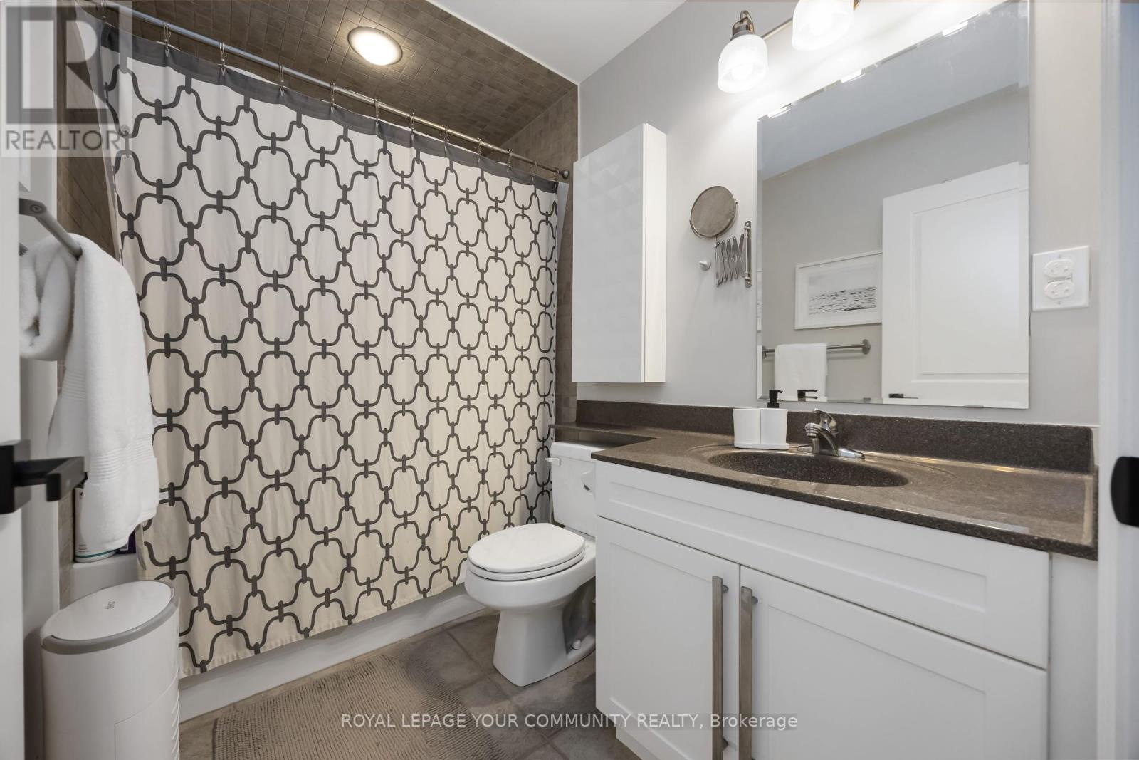 416 - 245 Dalesford Road, Toronto (Stonegate-Queensway), Ontario  M8Y 4H7 - Photo 17 - W12212370