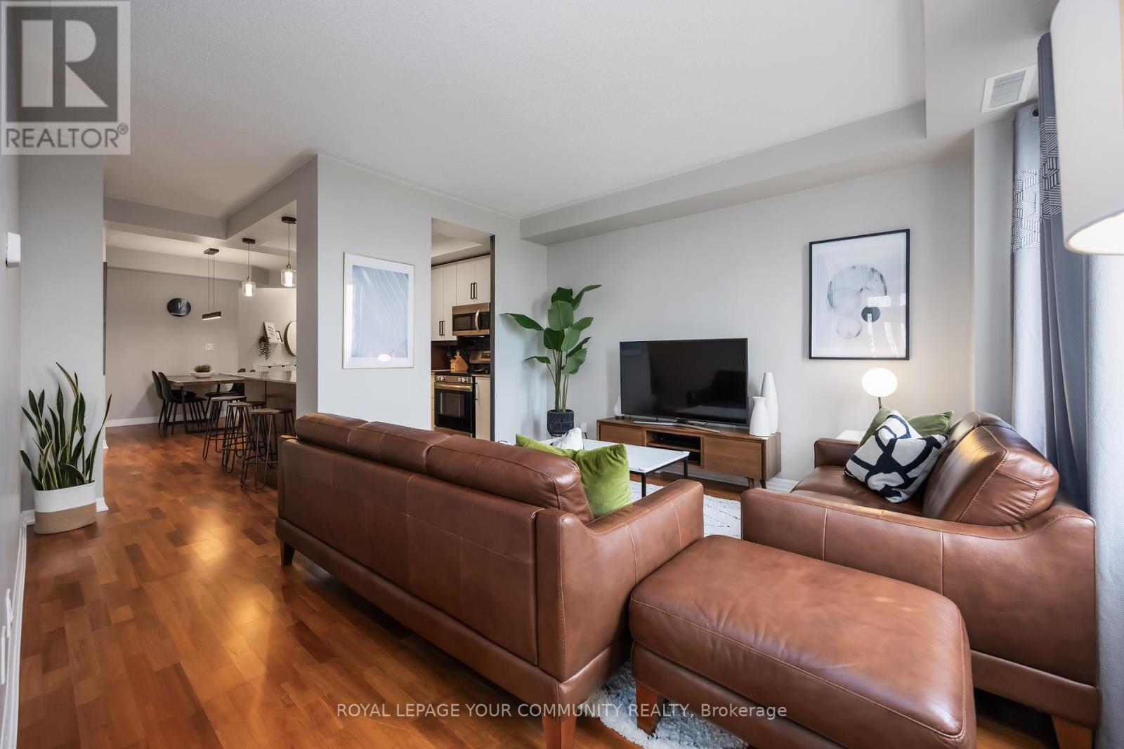 416 - 245 Dalesford Road, Toronto (Stonegate-Queensway), Ontario  M8Y 4H7 - Photo 3 - W12212370