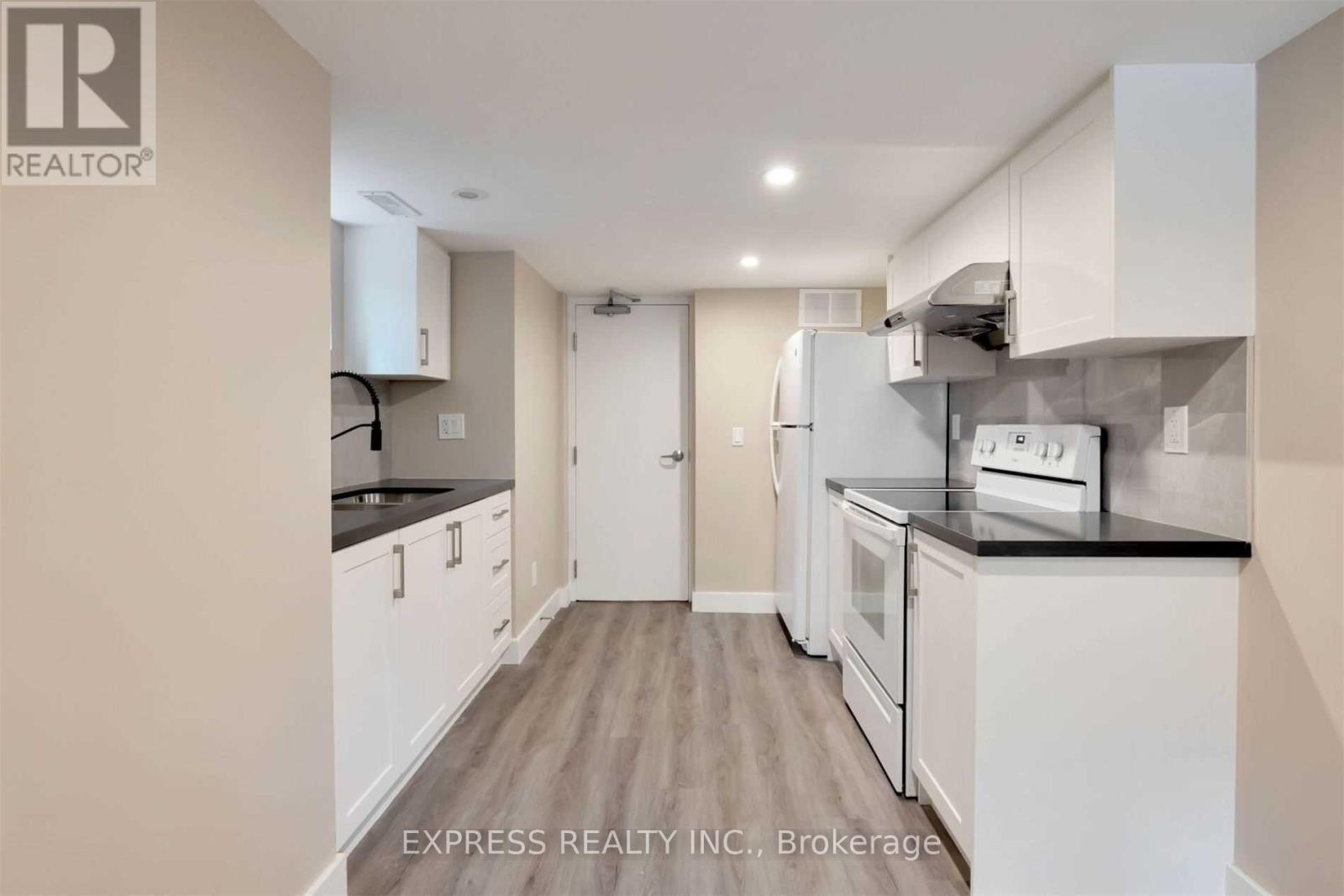 B1 - 726 Windermere Avenue, Toronto (Runnymede-Bloor West Village), Ontario  M6S 3M1 - Photo 8 - W12212377