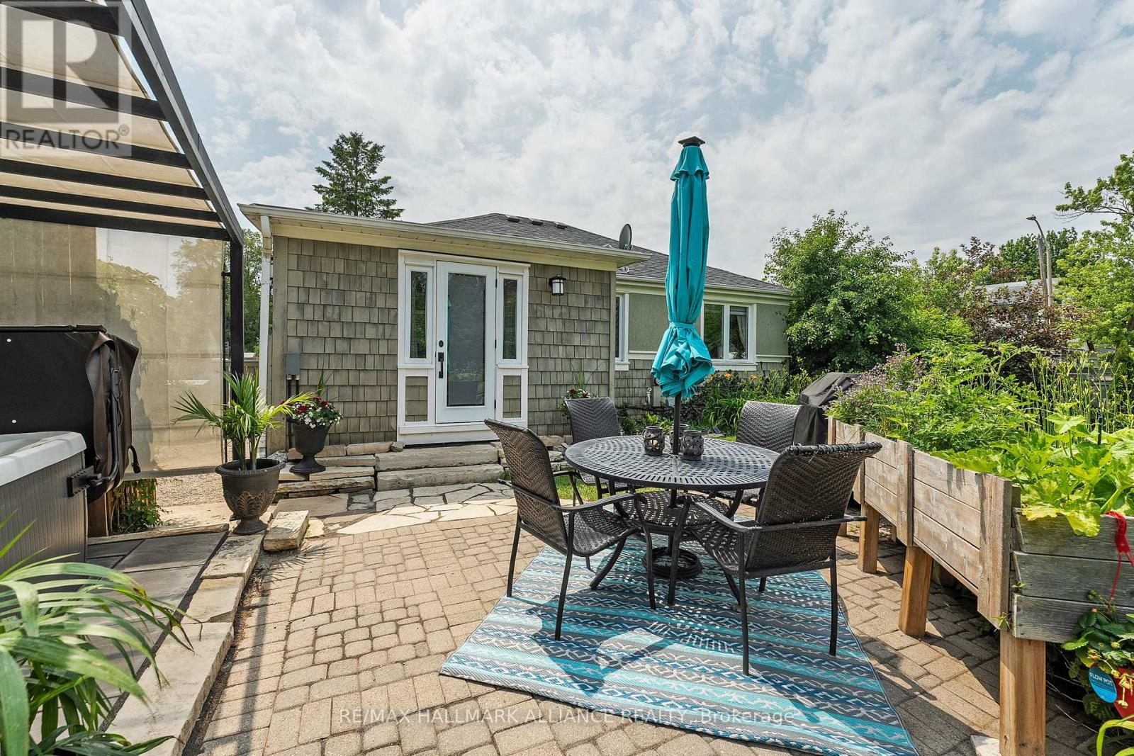 1089 Churchill Avenue, Oakville, Ontario  L6H 2A7 - Photo 23 - W12212382