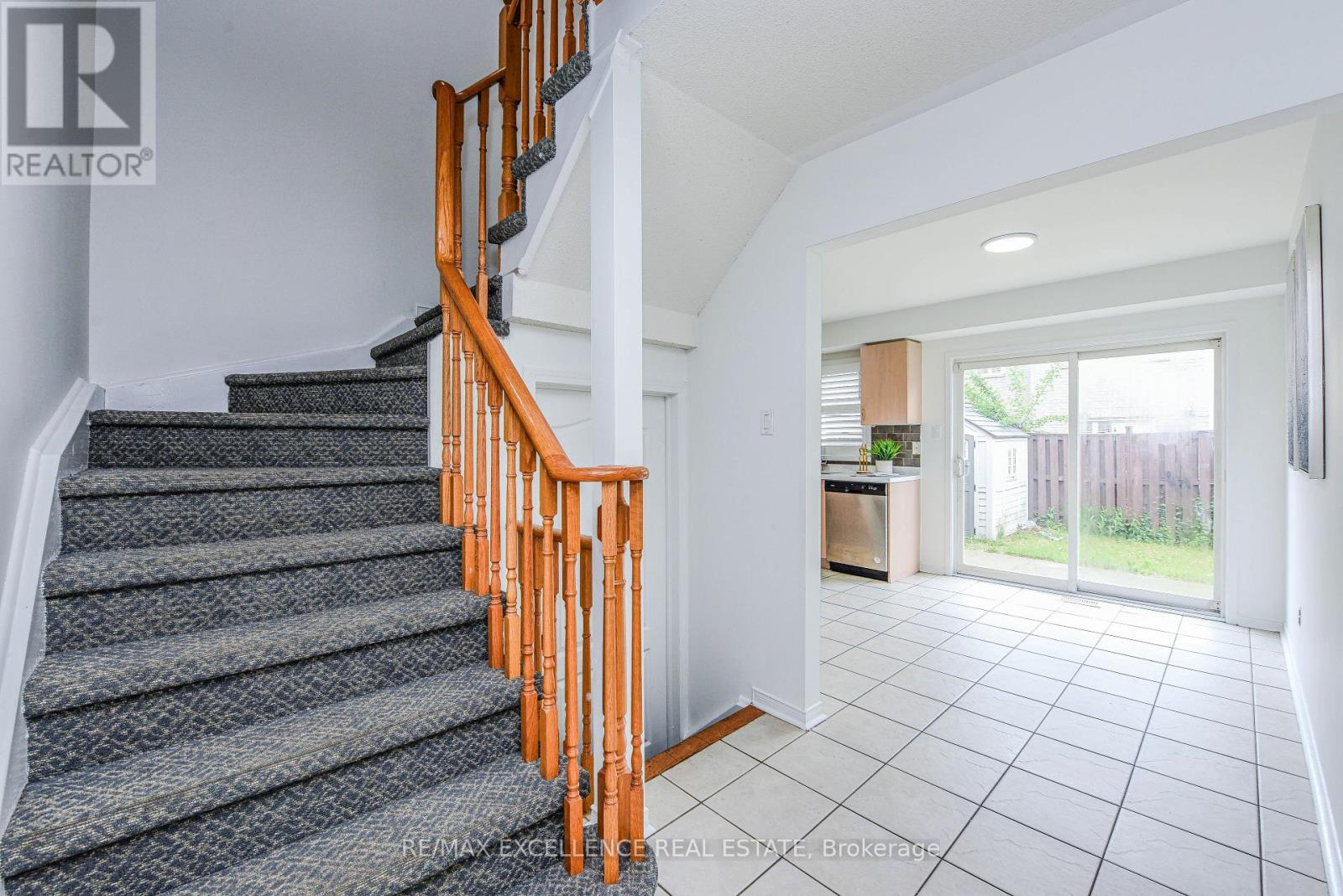78 Mccrimmon Drive, Brampton (Fletcher's Meadow), Ontario  L7A 2Z3 - Photo 17 - W12212402