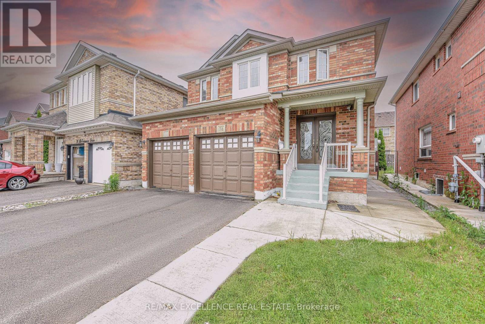 78 Mccrimmon Drive, Brampton (Fletcher's Meadow), Ontario  L7A 2Z3 - Photo 3 - W12212402