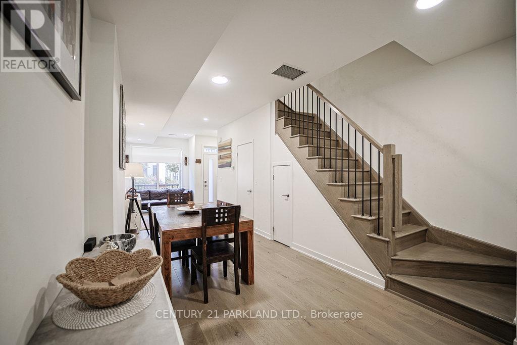 102 - 110 Canon Jackson Drive, Toronto (Brookhaven-Amesbury), Ontario  M6M 3Z4 - Photo 10 - W12212406