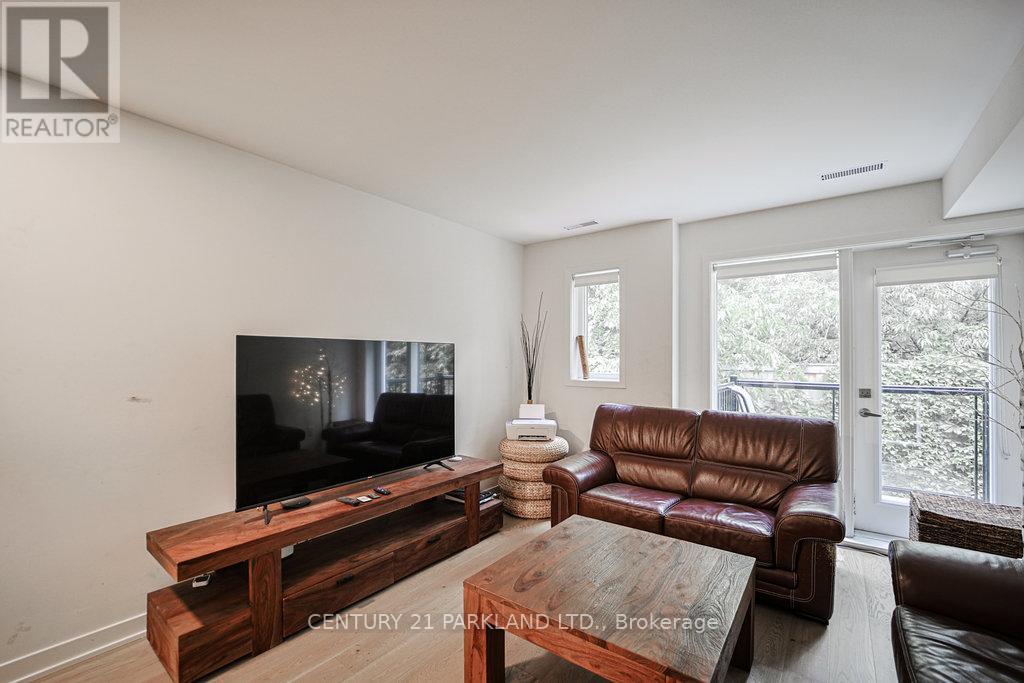 102 - 110 Canon Jackson Drive, Toronto (Brookhaven-Amesbury), Ontario  M6M 3Z4 - Photo 11 - W12212406