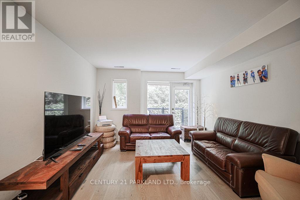 102 - 110 Canon Jackson Drive, Toronto (Brookhaven-Amesbury), Ontario  M6M 3Z4 - Photo 12 - W12212406