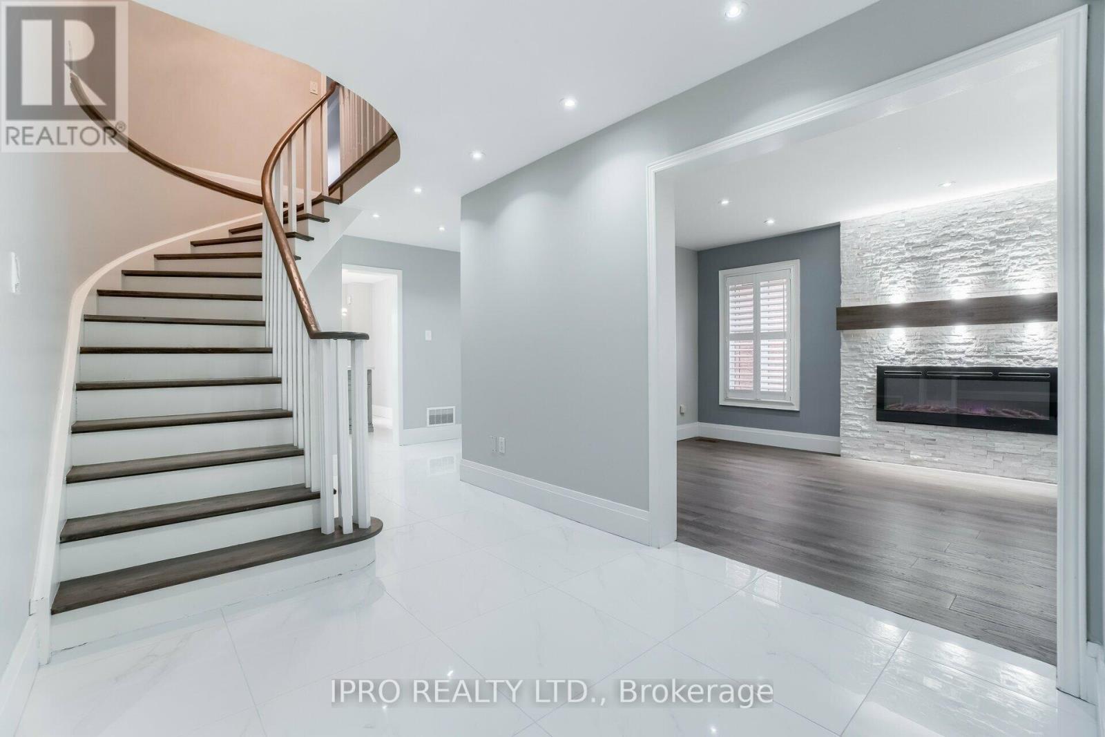 1136 Springwater Crescent, Mississauga (East Credit), Ontario  L5V 1G3 - Photo 22 - W12212422