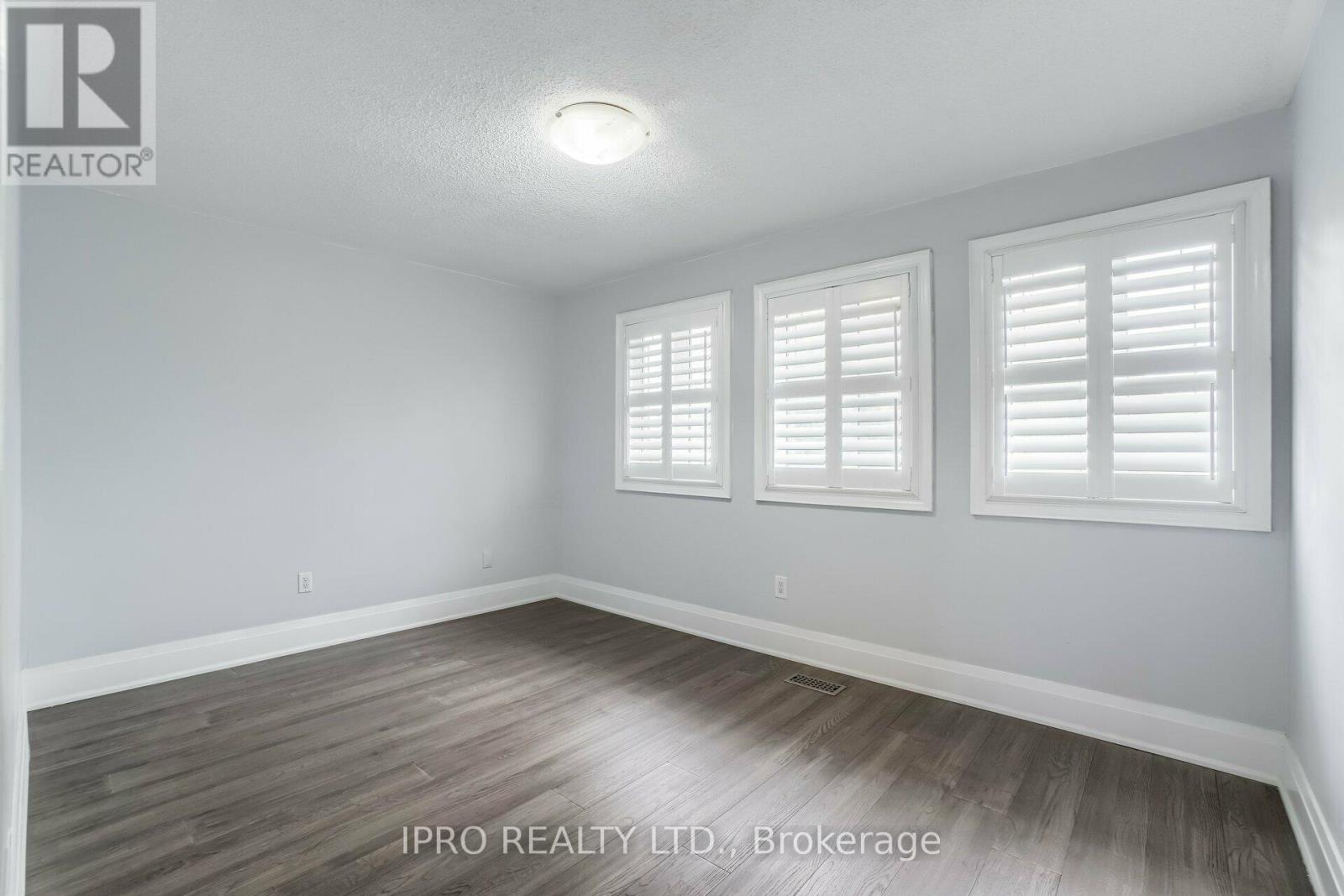 1136 Springwater Crescent, Mississauga (East Credit), Ontario  L5V 1G3 - Photo 29 - W12212422
