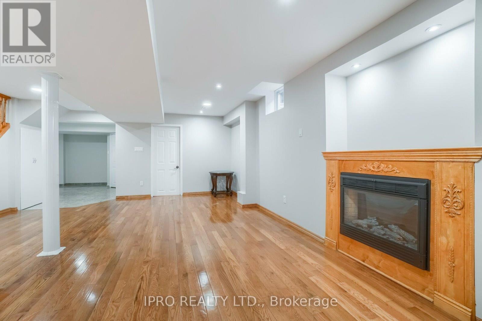 1136 Springwater Crescent, Mississauga (East Credit), Ontario  L5V 1G3 - Photo 37 - W12212422