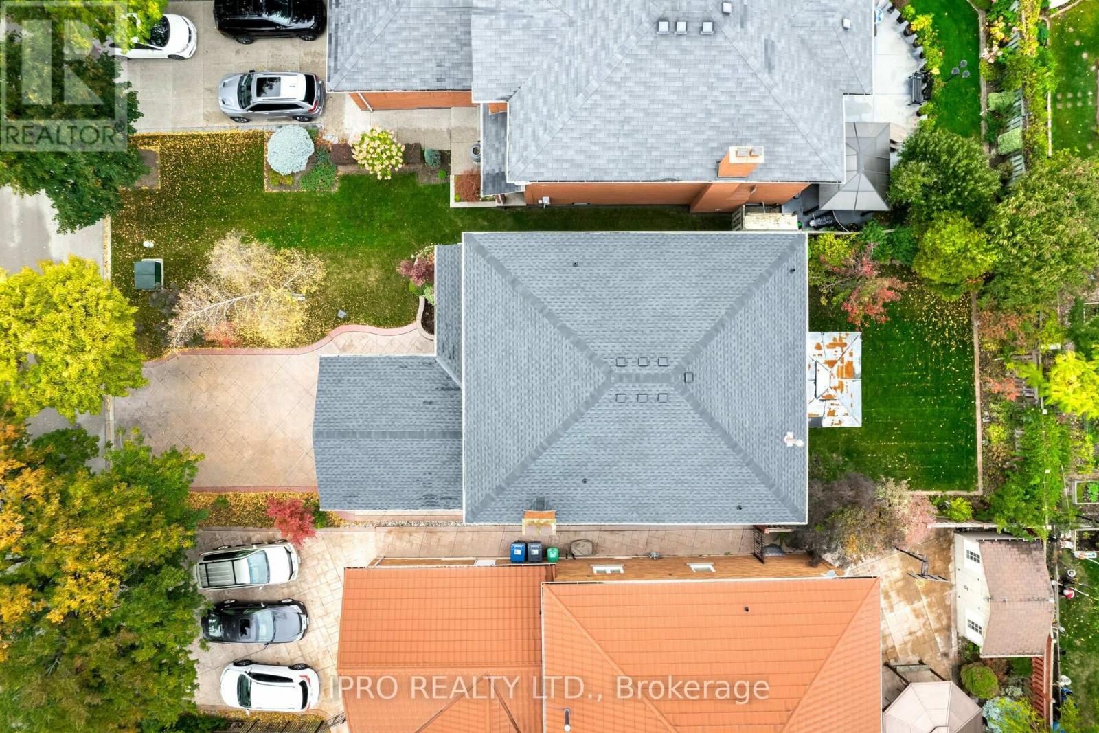 1136 Springwater Crescent, Mississauga (East Credit), Ontario  L5V 1G3 - Photo 4 - W12212422