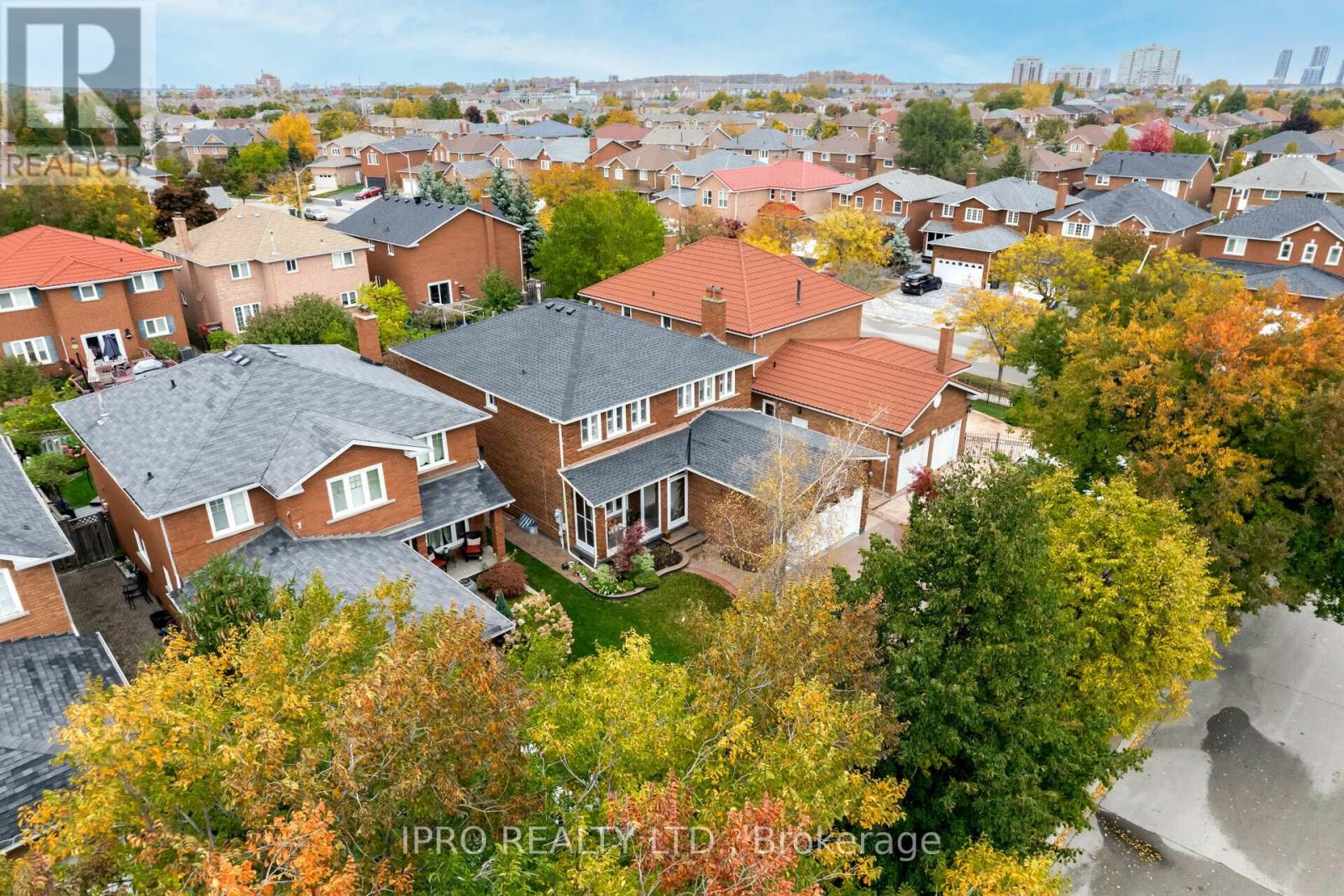 1136 Springwater Crescent, Mississauga (East Credit), Ontario  L5V 1G3 - Photo 5 - W12212422