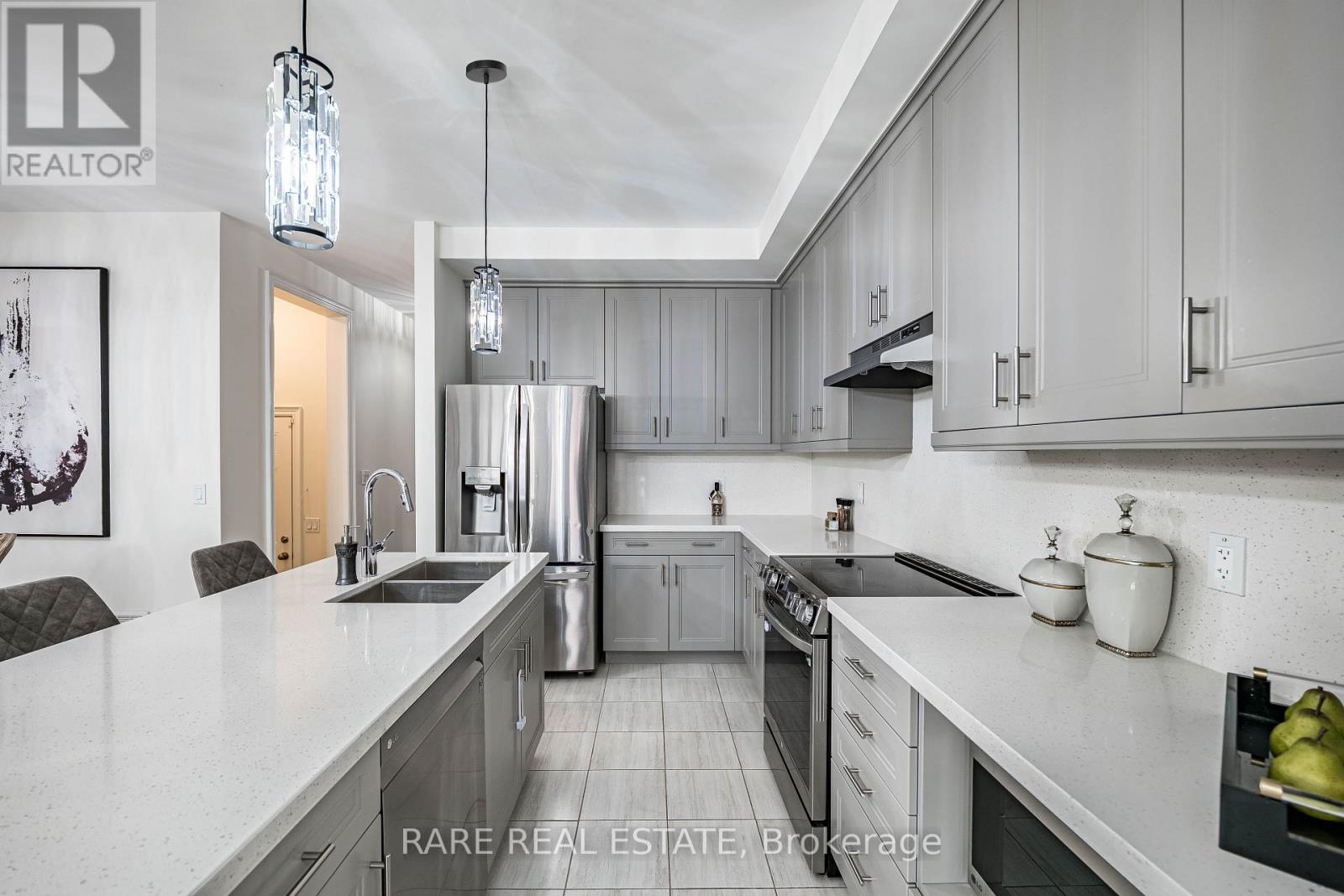 1331 Merton Road, Oakville, Ontario  L6M 5L7 - Photo 13 - W12212465