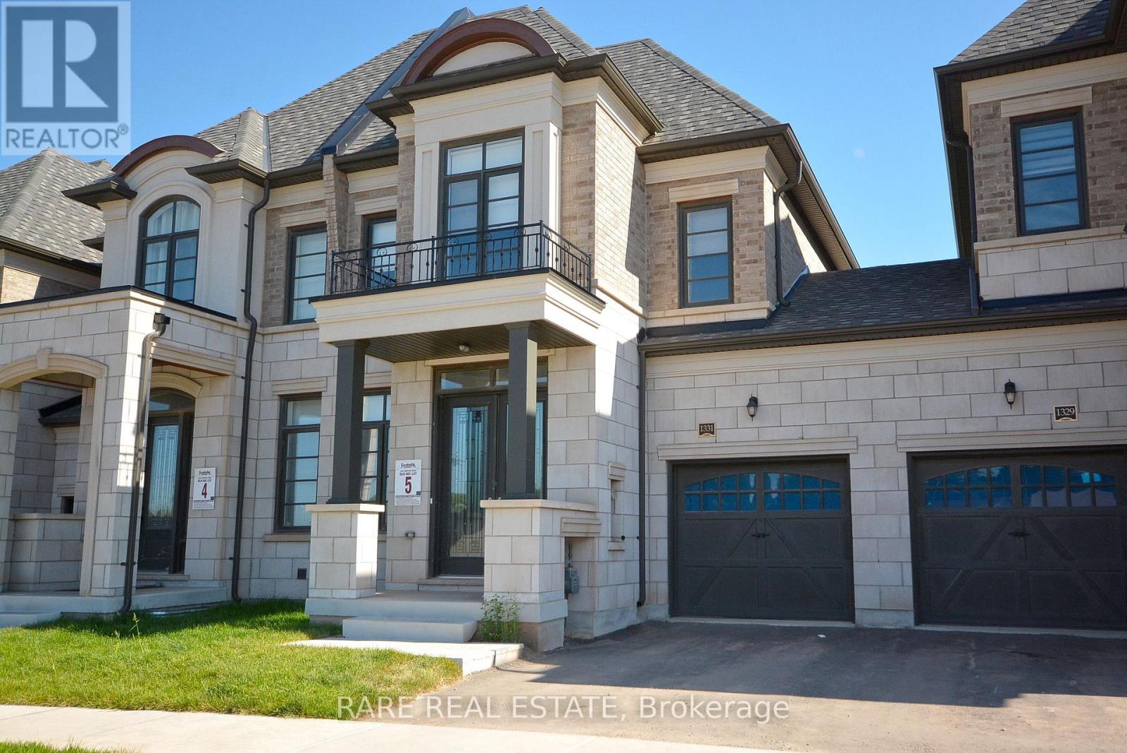 1331 Merton Road, Oakville, Ontario  L6M 5L7 - Photo 2 - W12212465