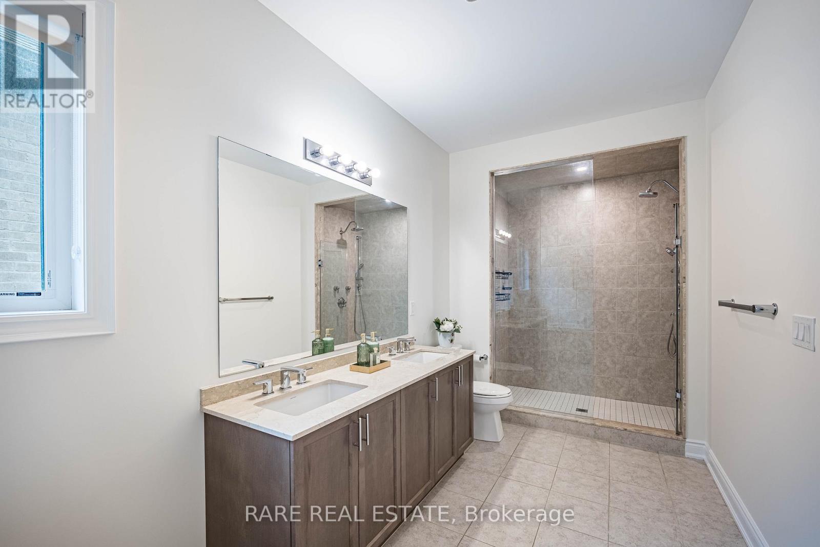 1331 Merton Road, Oakville, Ontario  L6M 5L7 - Photo 24 - W12212465