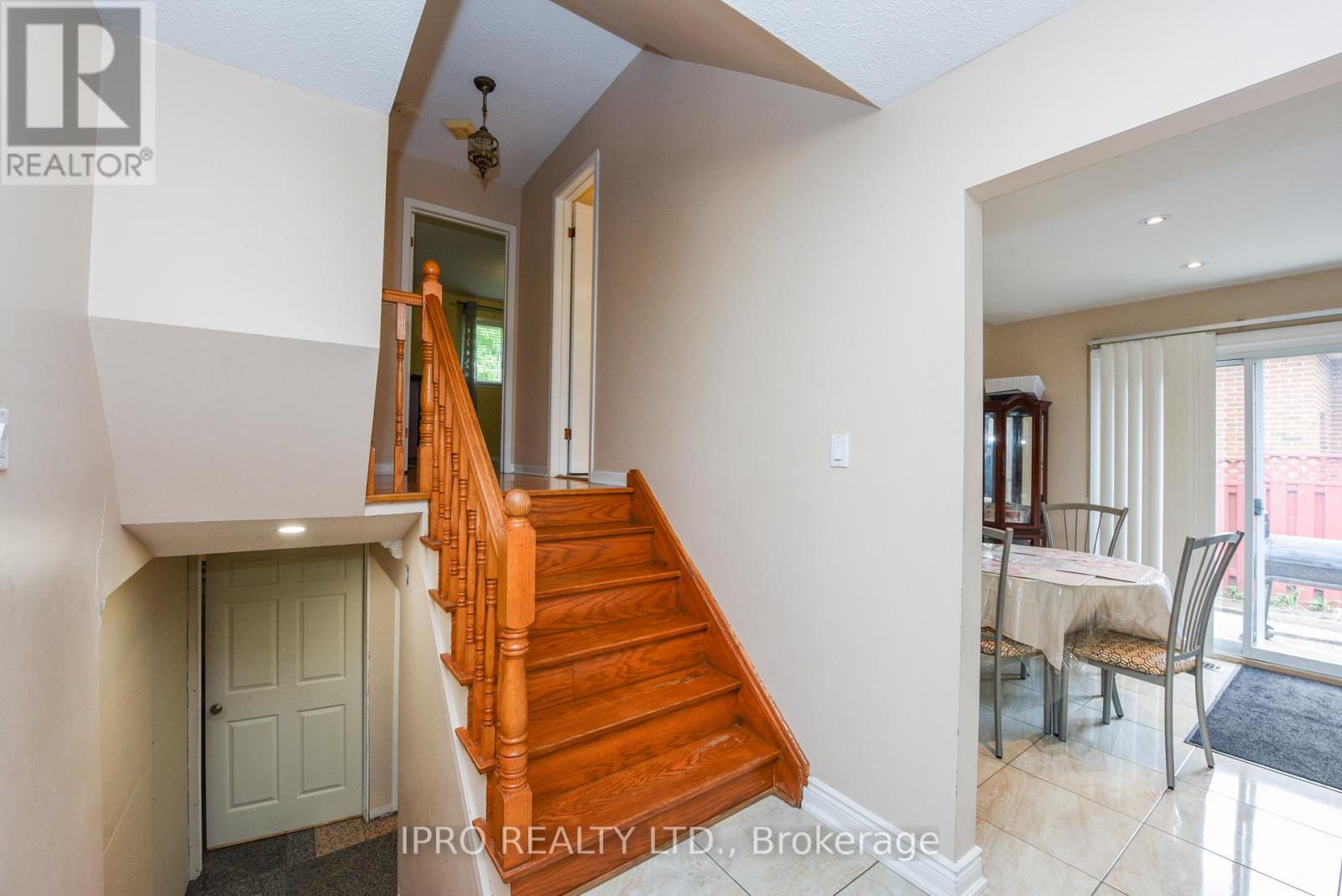 43 Marchbank Crescent, Brampton (Central Park), Ontario  L6S 3A8 - Photo 17 - W12212495