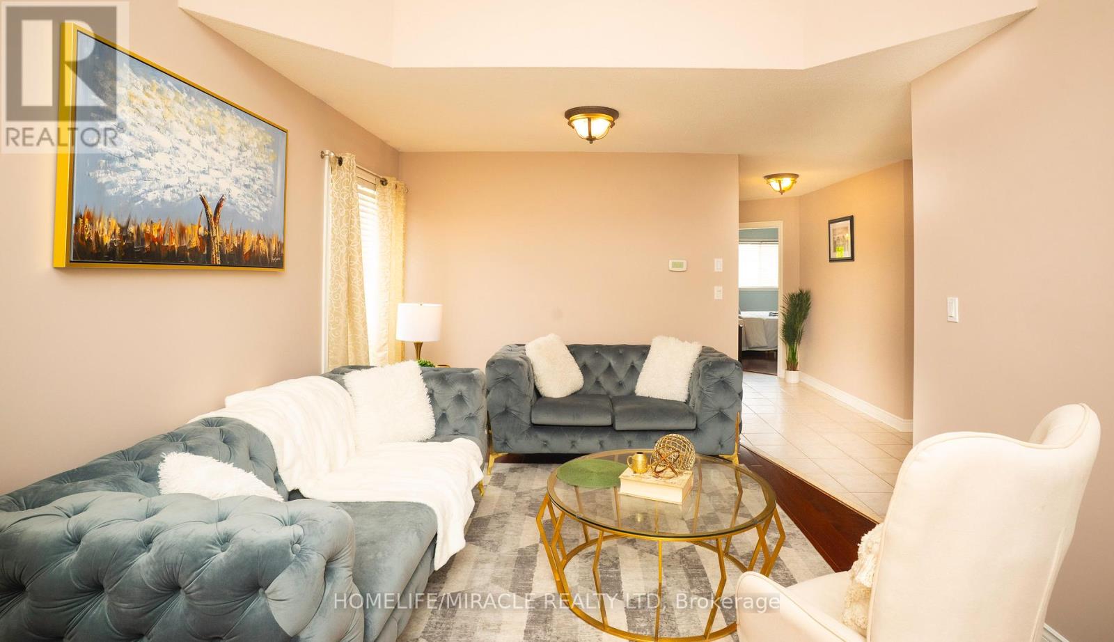 44 Edgar Road, Caledon (Bolton East), Ontario  L7E 2J9 - Photo 5 - W12212511