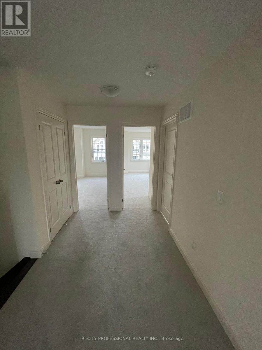 42 Donald Stewart Road, Brampton, Ontario  L7A 0C3 - Photo 11 - W12212514