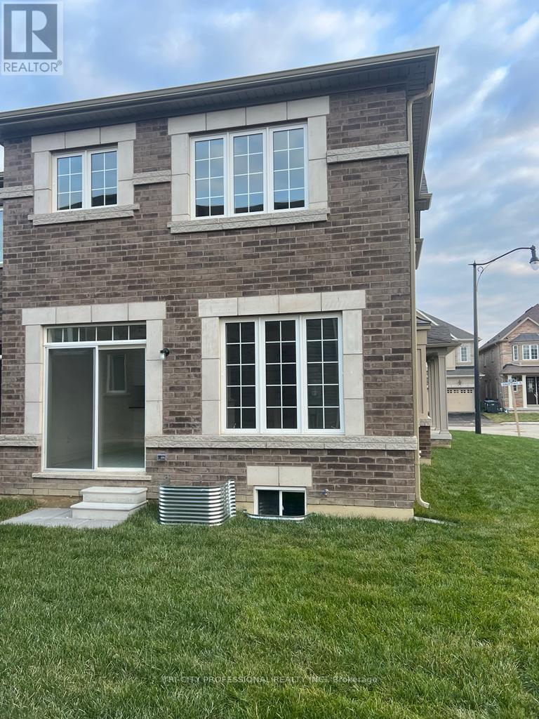 42 Donald Stewart Road, Brampton, Ontario  L7A 0C3 - Photo 12 - W12212514