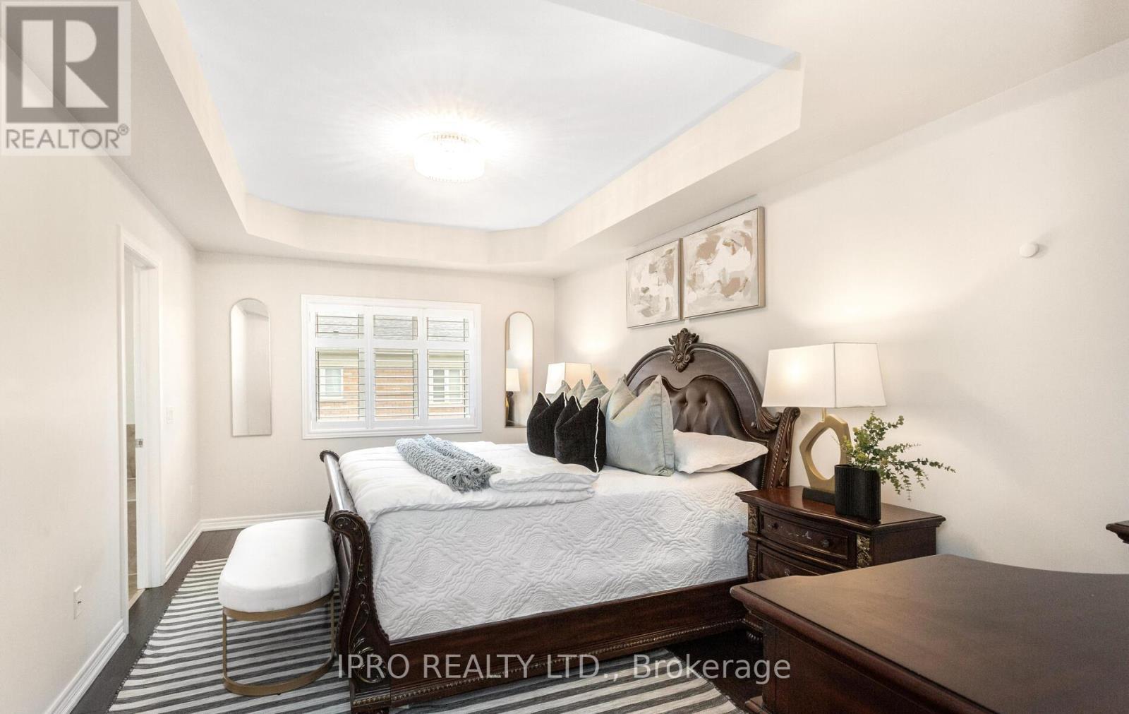586 Settlers Road W, Oakville (Sh Sixteen Hollow), Ontario  L6M 1N8 - Photo 19 - W12212515