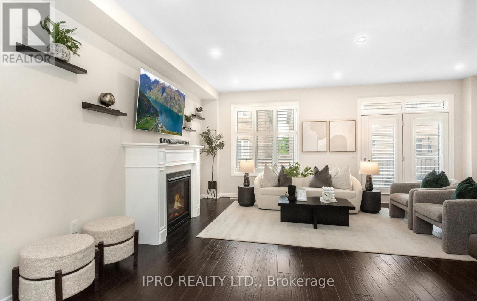 586 Settlers Road W, Oakville (Sh Sixteen Hollow), Ontario  L6M 1N8 - Photo 8 - W12212515